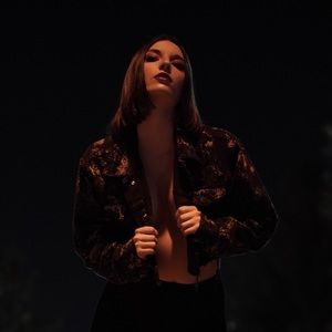 Meet your Posher, Olivia